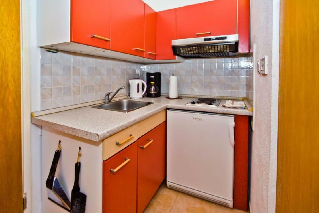 Apartments Jacky Хвар Екстериор снимка