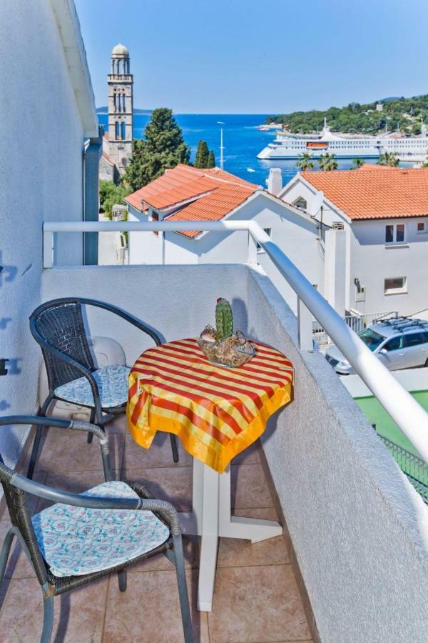 Apartments Jacky Хвар Екстериор снимка