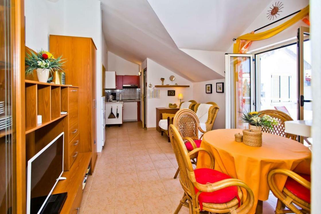 Apartments Jacky Хвар Екстериор снимка